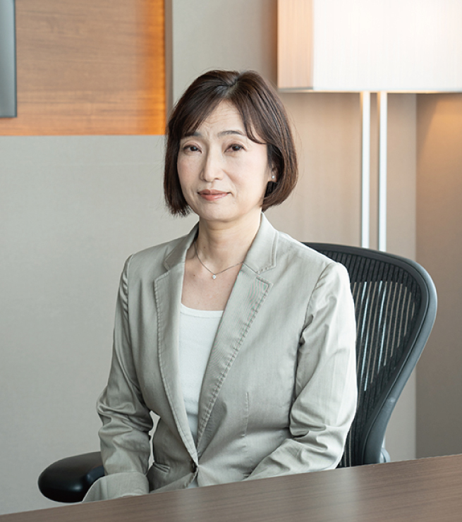 パラリーガル 出口 直実
