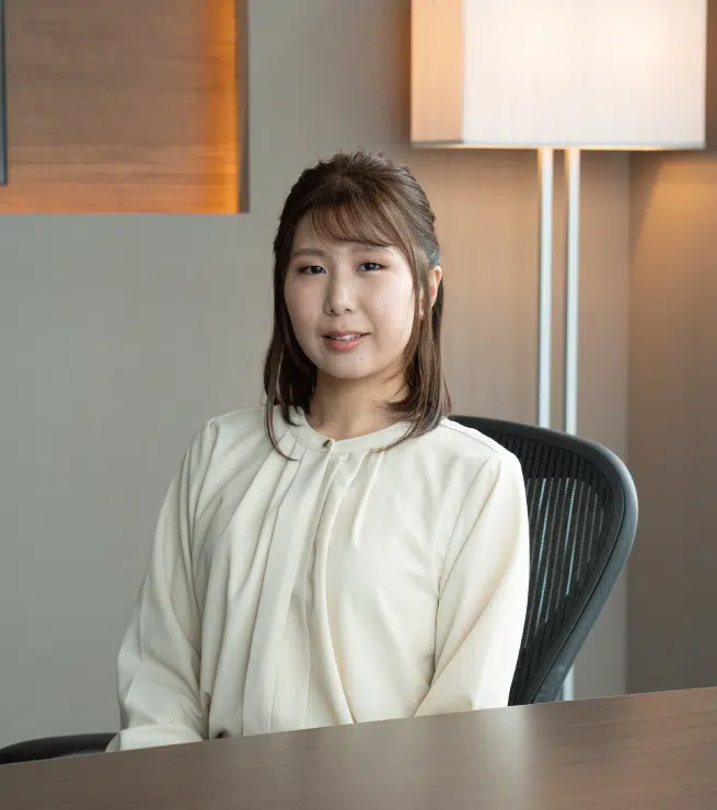 アシスタント 佐藤 志穂